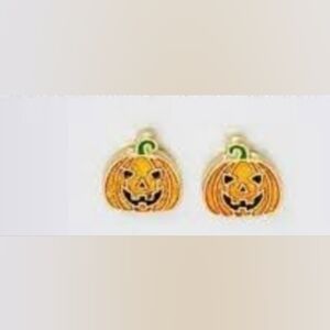 Sugarfix by BaubleBar Jack-o-lantern with Green Stem